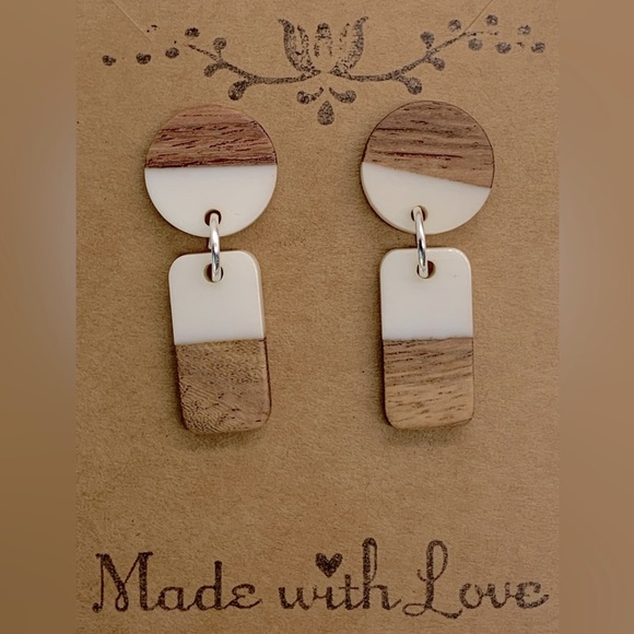 ✨3 for$40✨NWT Earrings✨ ✨Hand Crafted ✨Artisan!✨ - Picture 2 of 9